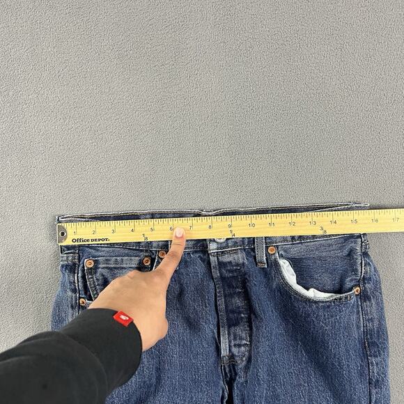 Levis 501 Jeans Men 31X30 Blue Button Fly Regular Fit Straight Leg Preppy - Picture 6 of 8